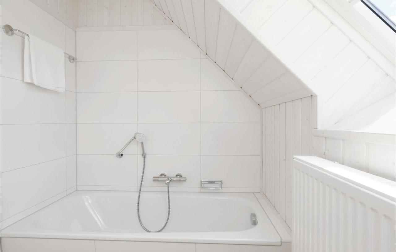 Lovely Home In Ostseeresort Olpenitz With Sauna Екстериор снимка